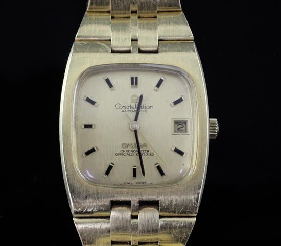A gentlemans 18ct gold Omega Constellation automatic wrist watch on 18ct gold Omega bracelet, with Omega box ( no papers).